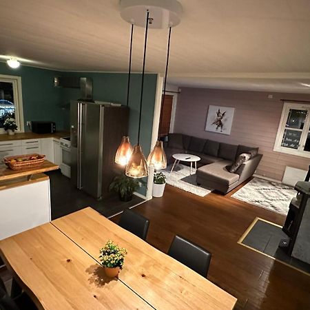 Cozy House In The Heart Of Tromsdalen. Central Tromsø Exteriör bild